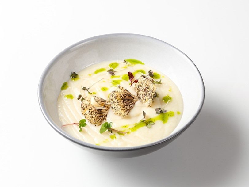 Крем-суп из цветной капусты и корня сельдерея