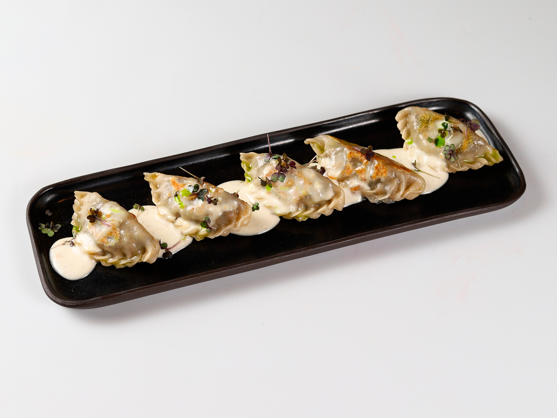 Гедза с грибами в трюфельном соусе