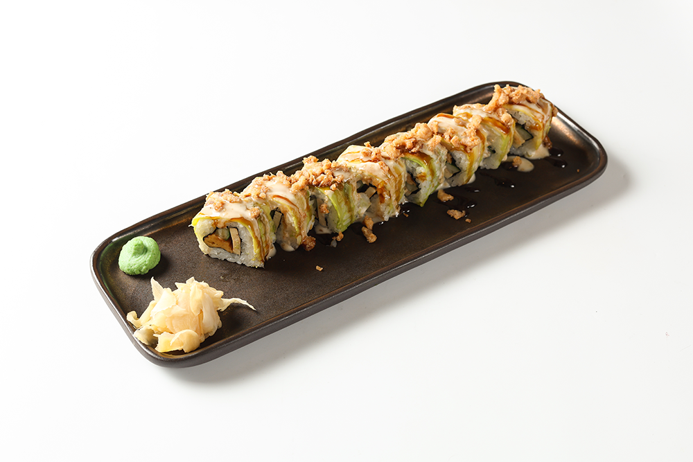 Ролл с соевой спаржей, тофу и авокадо