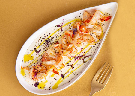 Лангустины в угольных сливках