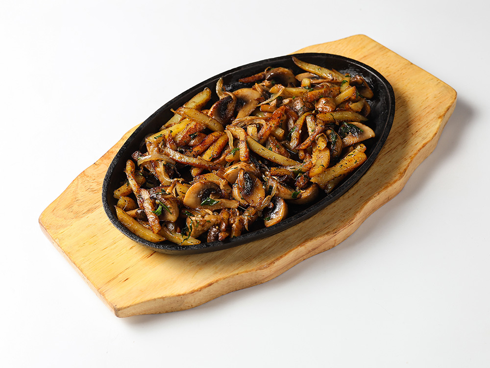 Жареный картофель с грибами