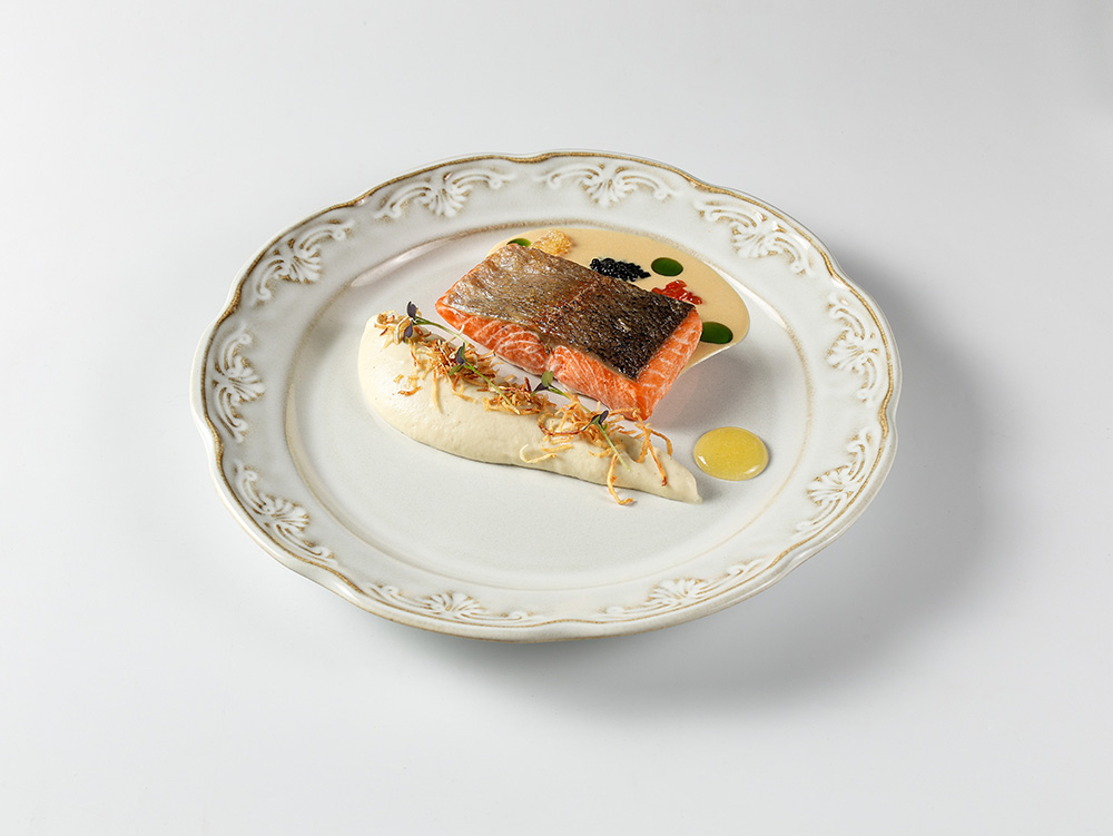 Филе форели с цветной капустой и соусом бер блан