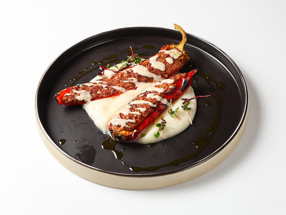 Перец рамиро с растительным фаршем