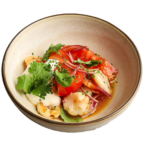 Тигровые креветки с томатами кимчи