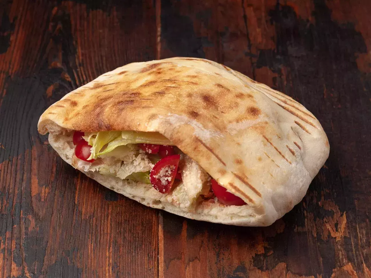 Бурум Цезарь с курицей в лепешке