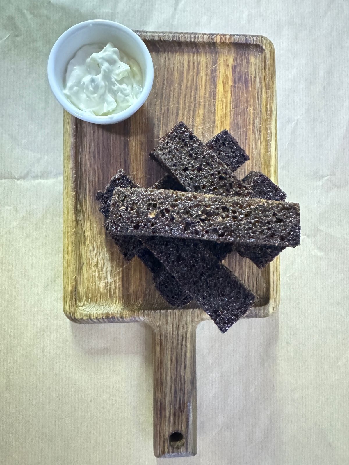 Гренки чесночные