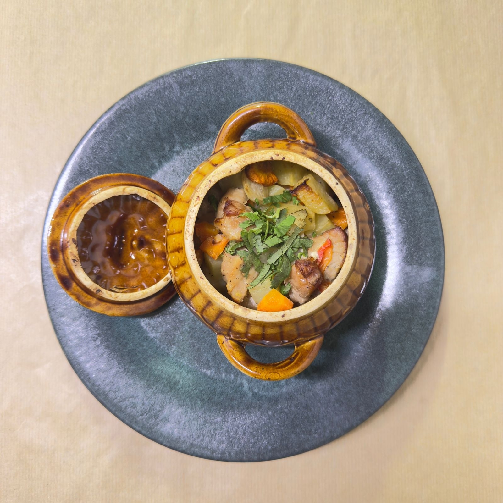 ЖАРКОЕ со свининой в горшочке