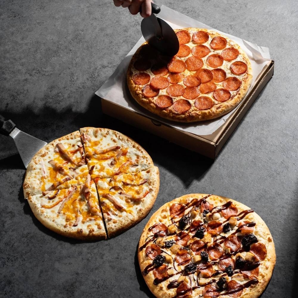 Три и точка