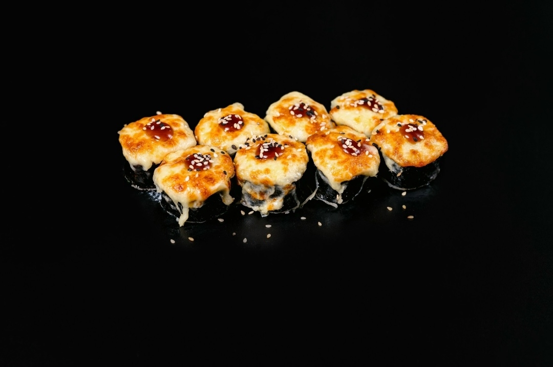 Сырный с угрем и соусом унаги