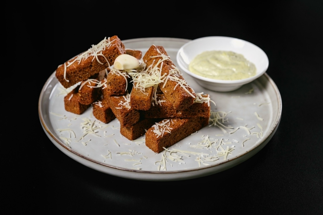 Гренки чесночные