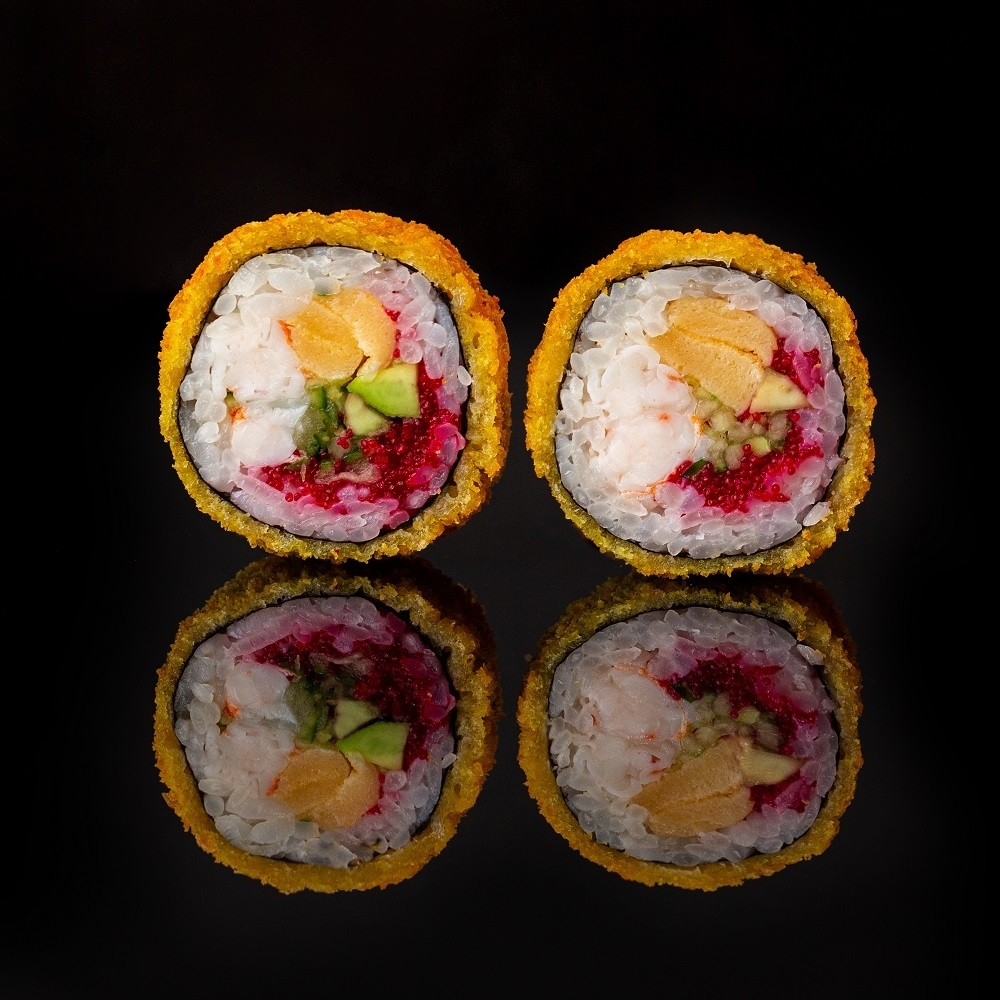 Горячий ролл с креветкой